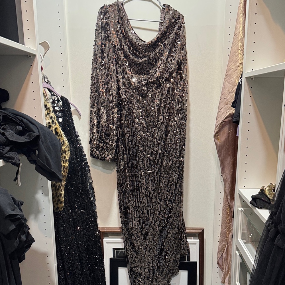 Eloquii One Shoulder Sequin Dress in Black and Silver